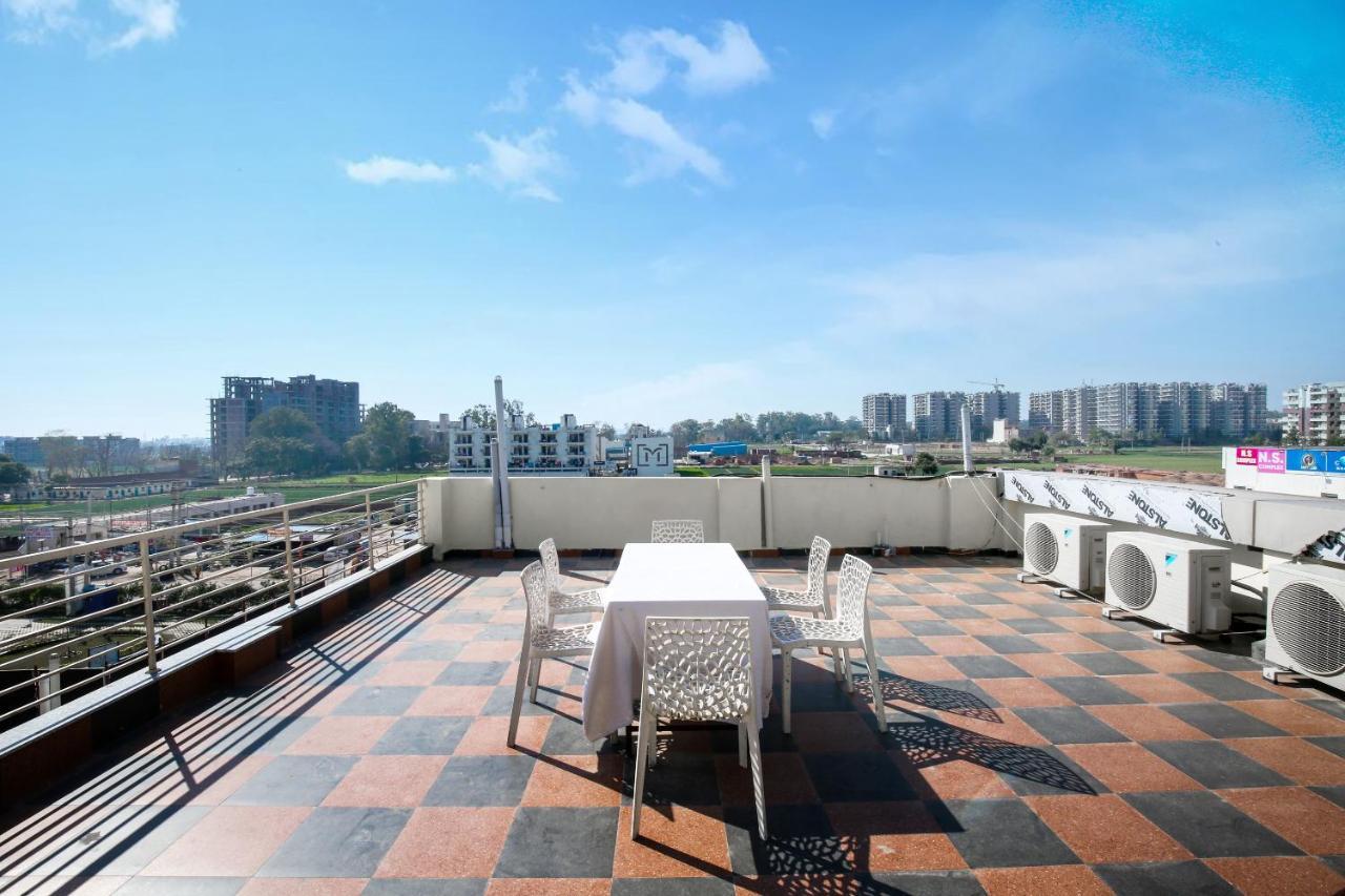 Hotel Woodcrest Zirakpur Chandigarh - Luxury Rooms Exterior foto