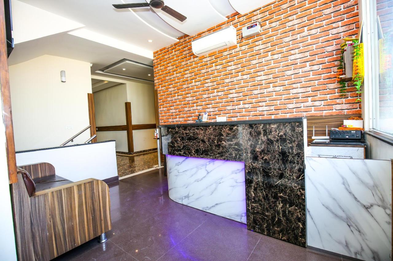 Hotel Woodcrest Zirakpur Chandigarh - Luxury Rooms Exterior foto