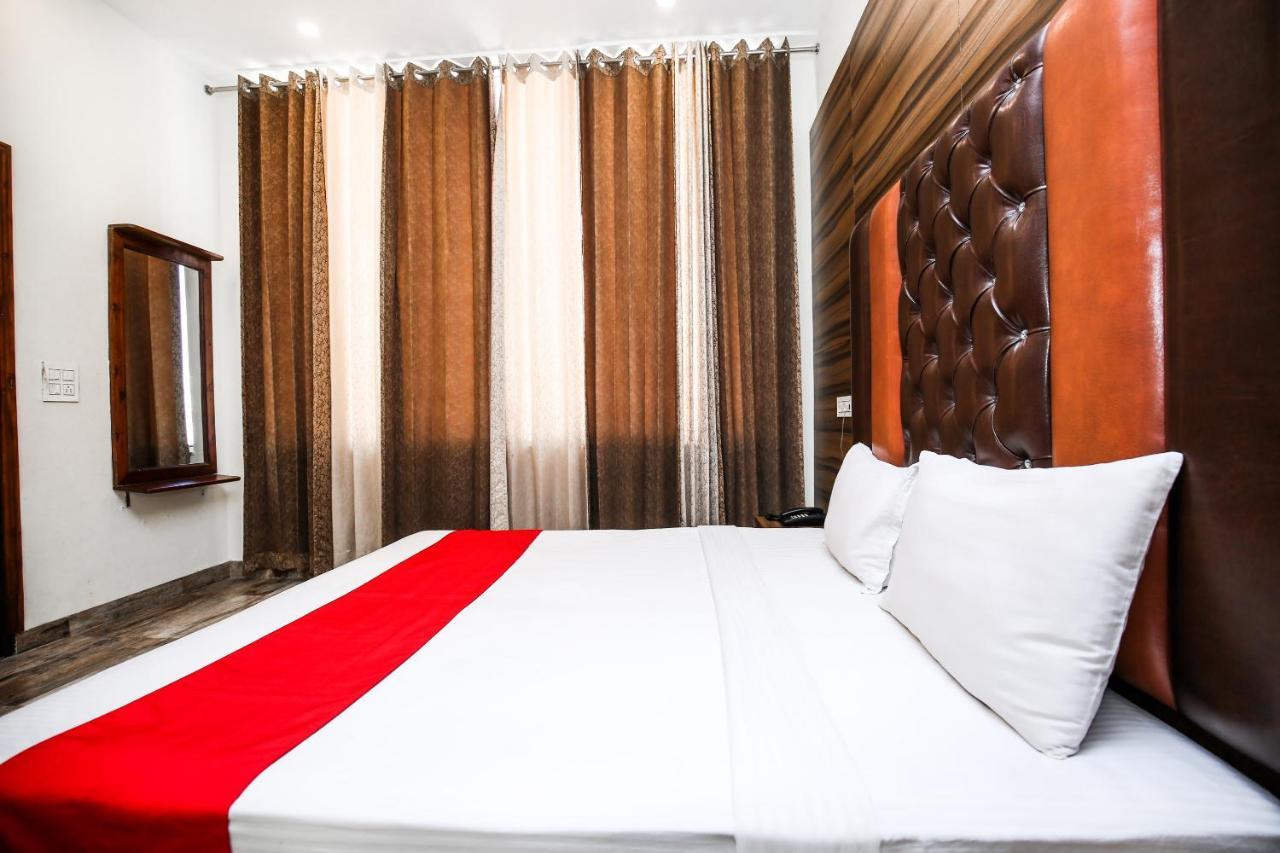 Hotel Woodcrest Zirakpur Chandigarh - Luxury Rooms Exterior foto